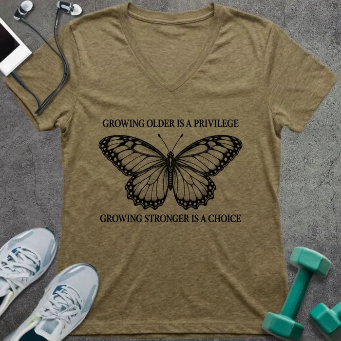 T-Shirt Heather Olive / M Growing Strong V-Neck