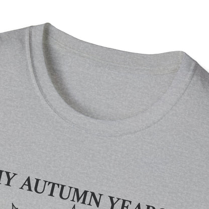 Close-up of the sport grey t-shirt collar and the top of the print
